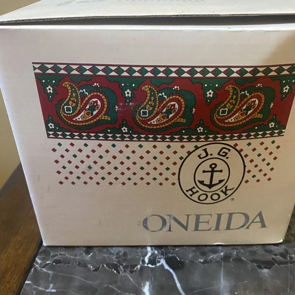 Oneida vintage hook